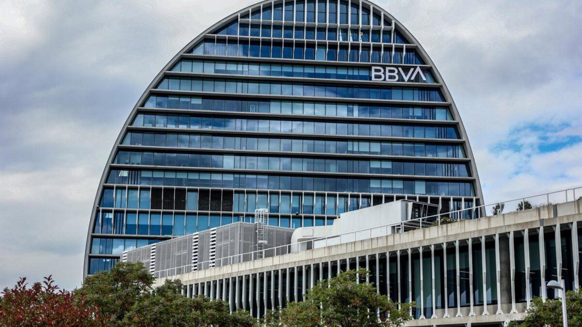 Bank of America repite su compromiso con BBVA y aumenta su precio objetivo a € 18.5 - España